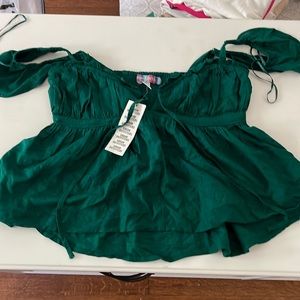 Urban outfitters green flowy top